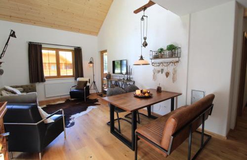 Untertschern Apartment | FeWo KITZ - Ski-to-door Apartment
