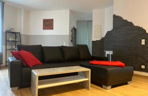 Gemarkung Barmen Apartment | FeWo Kleeblatt mit eigener Terrasse