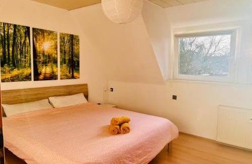 Mittelfeld Apartment | Fewo mit Balkon neben Uni