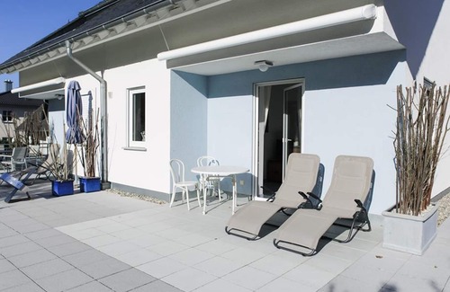 Andel Apartment | Fewo Moselperle Am Ring 35, Versorgungspaket - Feriendomizil & Weingut Roussel mit Restaurant