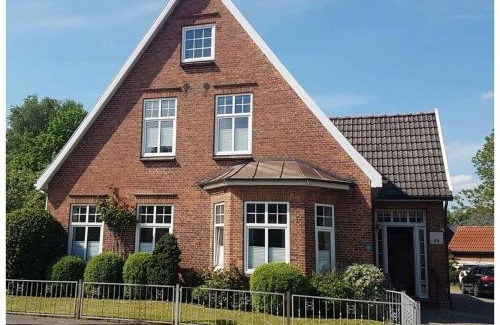 Niebuell House | FeWo Nero Comfortable holiday residence