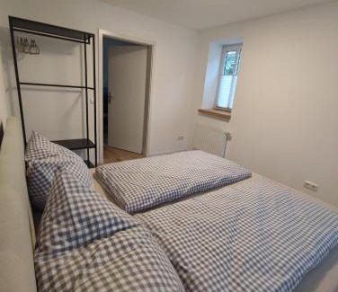 Memmingen Apartment | FeWo Planer Altstadtwohnung mit Terrasse & Parkplatz