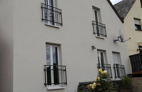 Neumagen-Dhron Apartment | Fewo Römermauer - Apartment Lauterbach