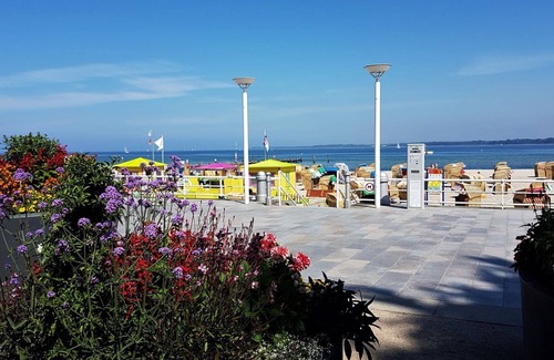 Reppenhagen Apartment | Fewo Seaview mit Ostseeblick und Wlan, Aufzug, Familienfreundlich