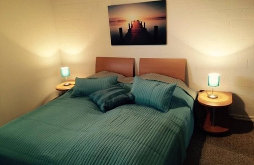 Wendisch Rietz Hotel | FeWo „Skipper“ 71m², 4 Pers. im Marinapark Scharmützelsee, Sauna, Whirlpool, Kamin