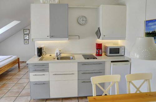 Wassersleben Apartment | fewo1846 Strandresidenz Wassersleben - Kleine Meerjungfrau - komfortables Studioapartment im Dachgeschoss