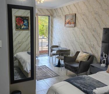 Greater Johannesburg Metropolitan Area House | Fezeu's Place