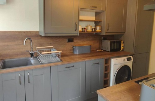 Beddgelert Apartment | Fflat Aberglaslyn - One Bedroom Apartment