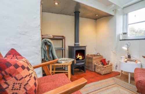 Bodorgan House | Ffrwd Cottage