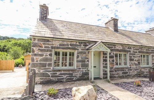 Bangor House | Ffrwdd Galed Uchaf