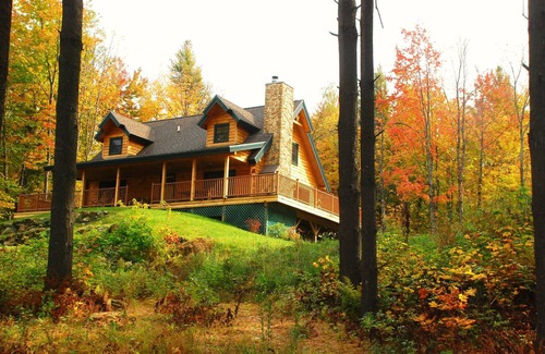Jeffersonville Cabin | Field and Stream Dream Cabin near Smuggler's Notch