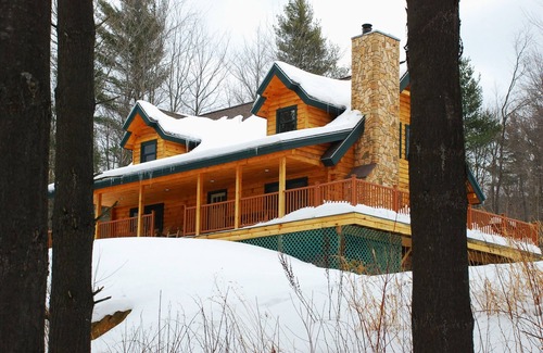 Jeffersonville Cabin | Field and Stream Dream Cabin near Smuggler's Notch
