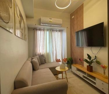 San Dionisio Apartment | Field Residences Condo Hotel