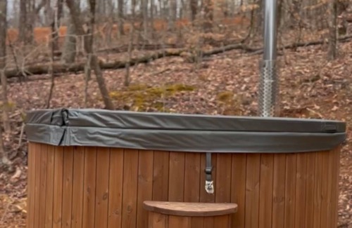 Travelers Rest Cabin | Field Trip Unit 6 XL Canvas Cabin