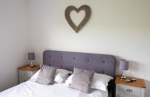 Belford House | Field View House