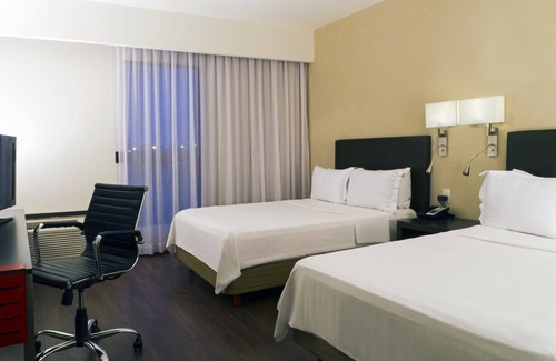 Leon Hotel | Fiesta Inn Leon
