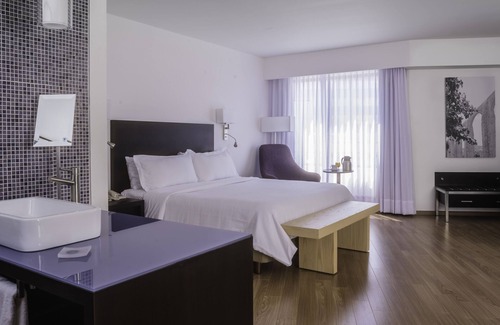 Downtown Queretaro Hotel | Fiesta Inn Queretaro