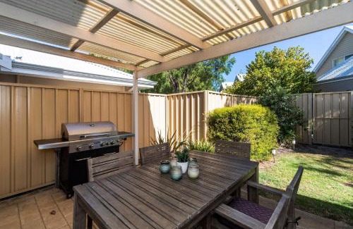 Broadwater Villa | FiftyTwo at Cape View