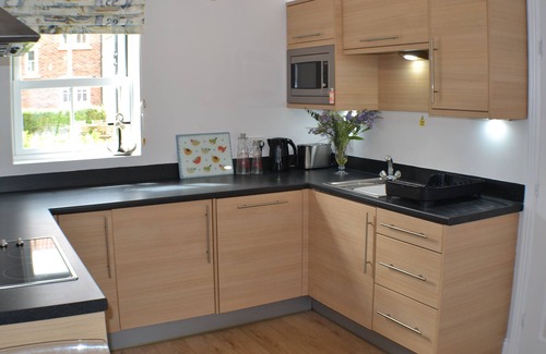Filey Apartment | Filey Bay Haven The Bay Holiday Village WiFi Dog Friendly Gym Pool One bedroom