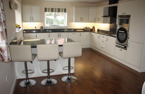 Filey House | Fileybayview at The Bay Filey, sleeps 8-10, dog-friendly