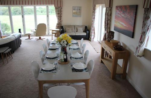Filey House | Fileybayview at The Bay Filey, sleeps 8-10, dog-friendly