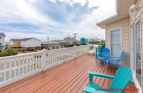 Topsail Beach House | Finally Beachin' - Great 4 BR Home - Ocean View & Easy Beach Access!