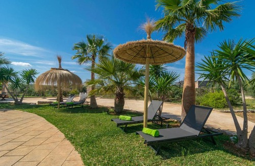 Buger Villa | Finca Aria
