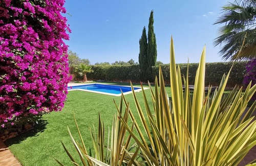 Sa Rapita Ski Chalet | Finca Bougainville, in quiet surroundings with pool, air conditioning, BBQ