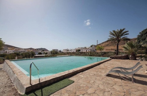 El Pozo de los Frailes Villa | Finca 'Casa Parque Natural 2 - 5' with Mountain Views, Pool & Wi-Fi