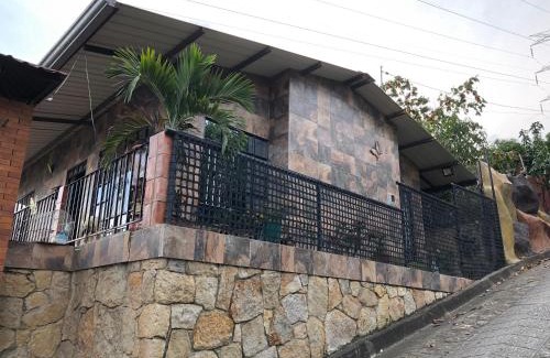 La Mesa House | Finca cuatro orquídeas