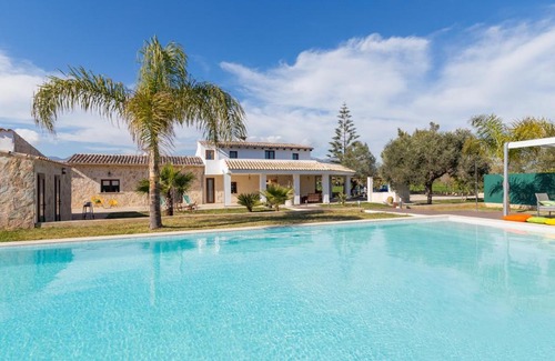 Inca House | Finca den Joan