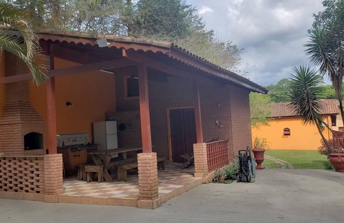 Vila Paula House | Finca in gated community with pool and access to the dam