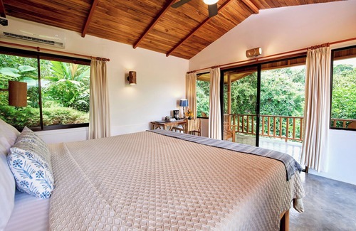 Penas Blancas Cabin | Finca Luna Nueva Lodge