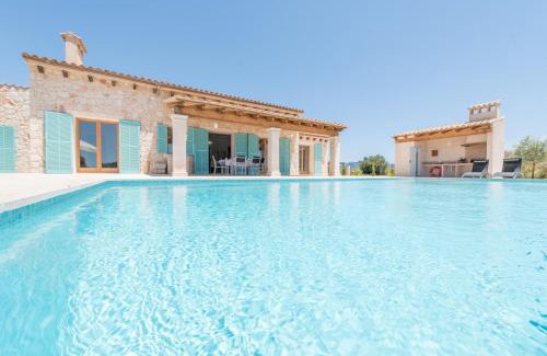 Felanitx Villa | Finca Sa Vinya by Mallorca House Rent