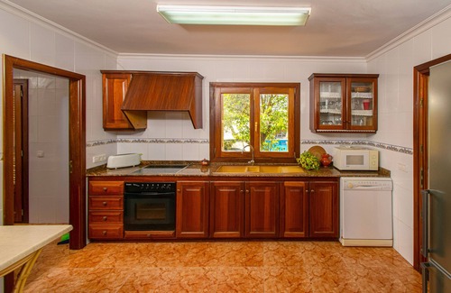 Buger Cottage | Finca SON TRESCO for 11 in Buger with Pool