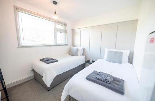 Kessingland Ski Chalet | Find peace in a chalet by the beach