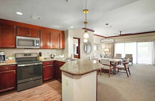 Ko Olina Resort | 𝐅𝐢𝐧𝐝𝐢𝐧𝐠 𝐌𝐞𝐢𝐥𝐢 Beachfront Fun at KoOlina Club Resort+Amenities. 3BR
