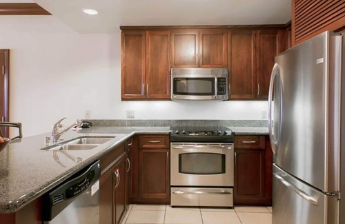 Kaanapali Resort | 𝐅𝐢𝐧𝐝𝐢𝐧𝐠 𝐌𝐞𝐢𝐥𝐢 Beachfront Maui Ocean Club Resort+Amenities. 2BR Villa