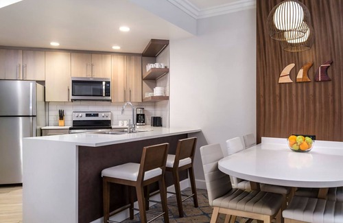 Newport Coast Resort | 𝐅𝐢𝐧𝐝𝐢𝐧𝐠 𝐌𝐞𝐢𝐥𝐢 Waterside Newport Coast Retreat + Amenities. 2-Bedroom