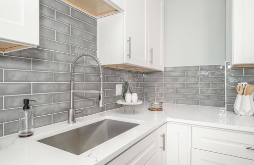 Over-the-Rhine Apartment | Findlay Market Suite 6