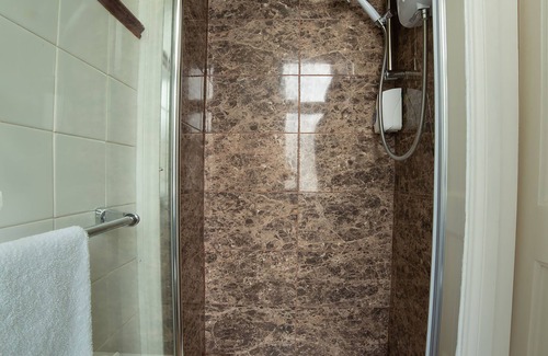 Binfield Hotel | Fines Bayliwick Hotel