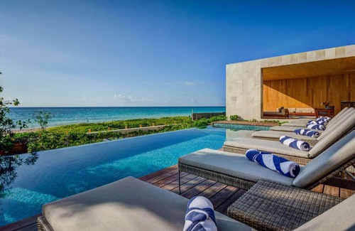 Playacar Fase I Villa | Finest Playacar Beachfront Villa - Exclusive Listing - Fully Staffed - 7 Suites