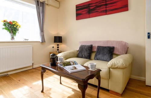 Rhydwyn Cottage | Finest Retreats | Abersant Cottage