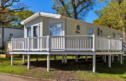 Cowes House | Finest Retreats - Beachlands