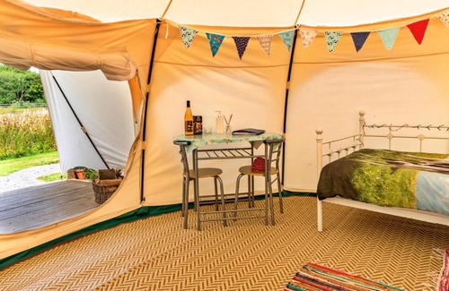 Ilfracombe Ski Chalet | Finest Retreats - Beech Lotus Belle Tent