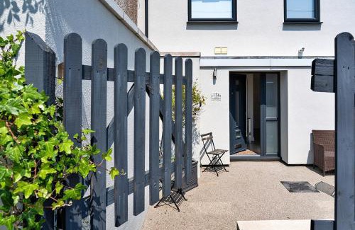 Saltash House | Finest Retreats - Brunels Reach