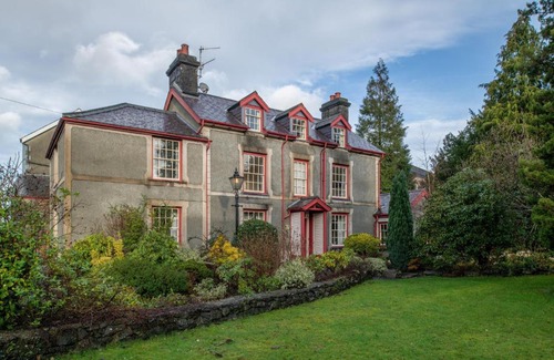Llanrwst House | Finest Retreats - Bryn Seion