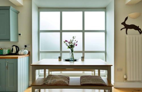 Monmouth House | Finest Retreats - Coach House Wellbeing Retreat