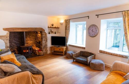 Brayford House | Finest Retreats - Court Cottage