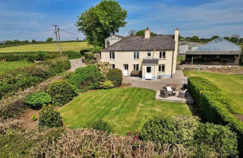 Liskeard House | Finest Retreats - Cutkieve Farm Cottage